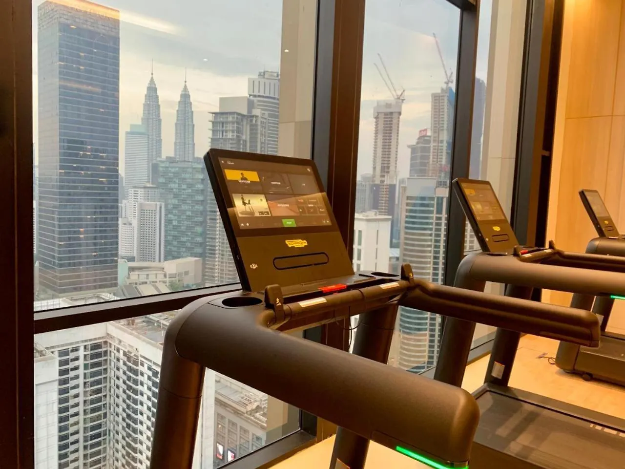 Axon Residence Damai Bukit Bintang 쿠알라룸푸르 0*,